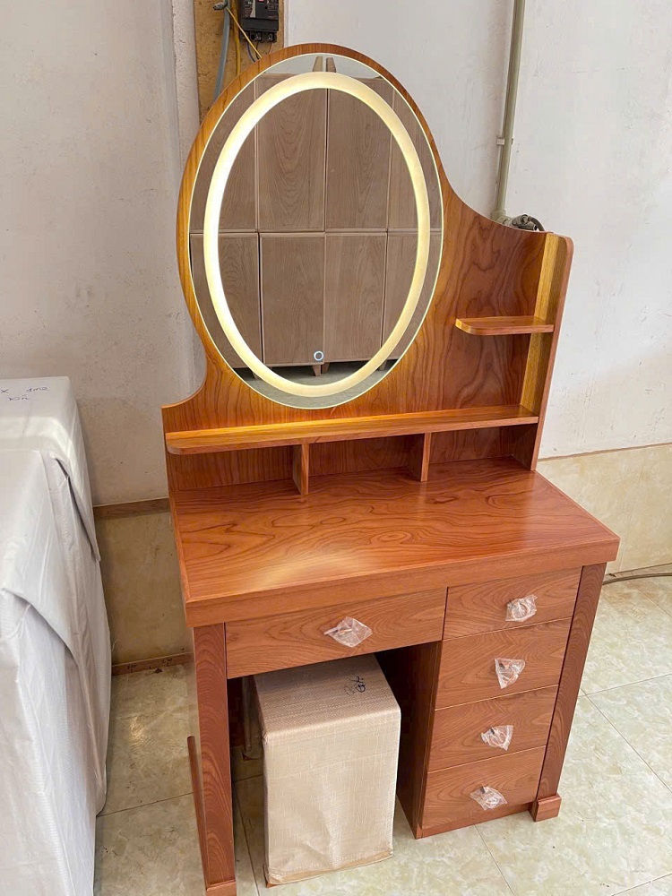 Bàn Trang Điểm Gỗ Xoan Đào Hiện Đại BTD62