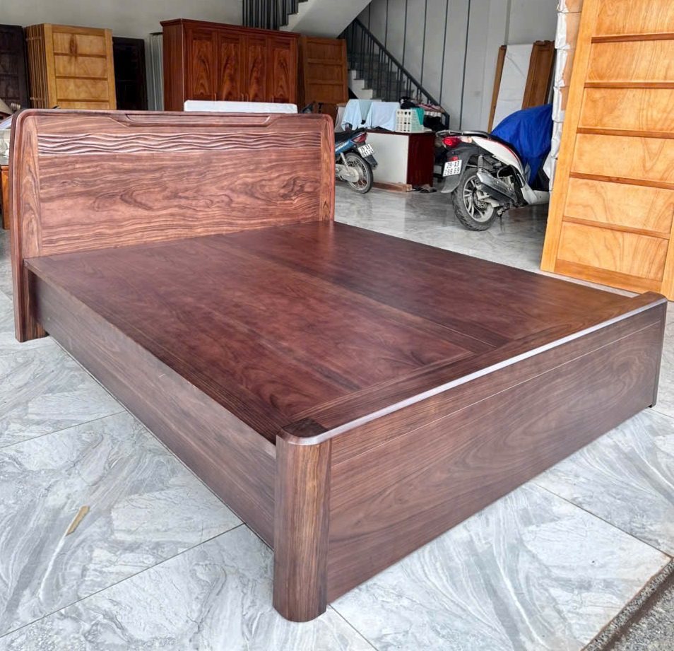 Giường Ngủ 1m6 Gỗ Hương Màu Nâu Óc Chó GN124