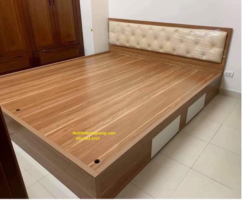 Giường Ngủ Gỗ Công Nghiệp Bọc Đệm Có Ô Kéo MDF43