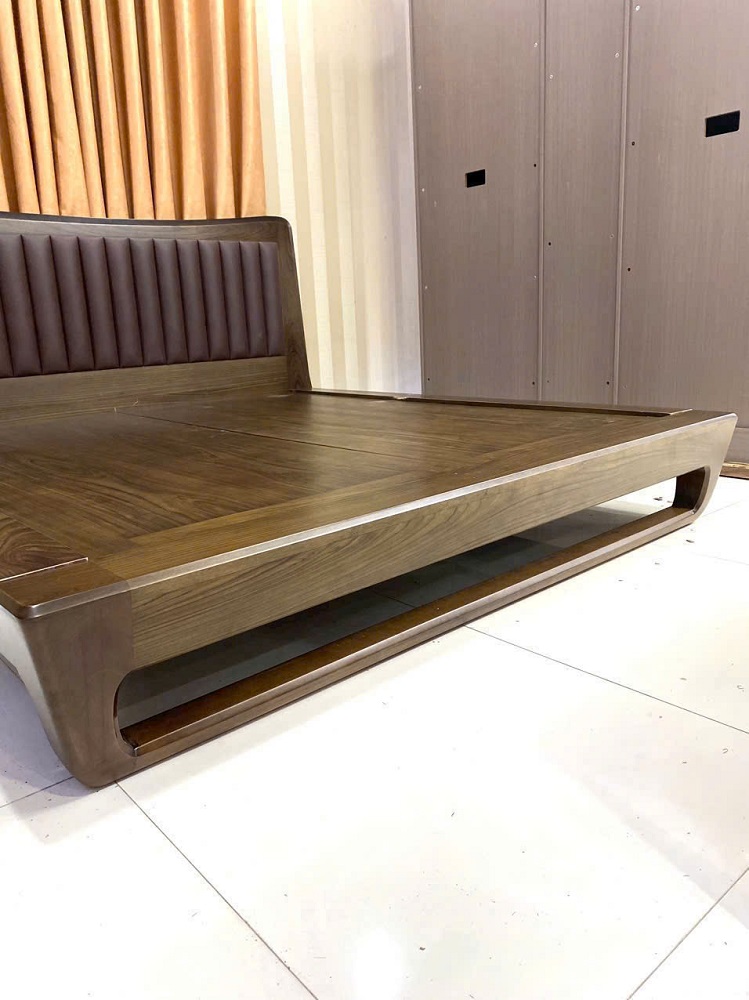 Giường Ngủ Chân Quỳ Gỗ Sồi Màu Nâu Óc Chó GN119