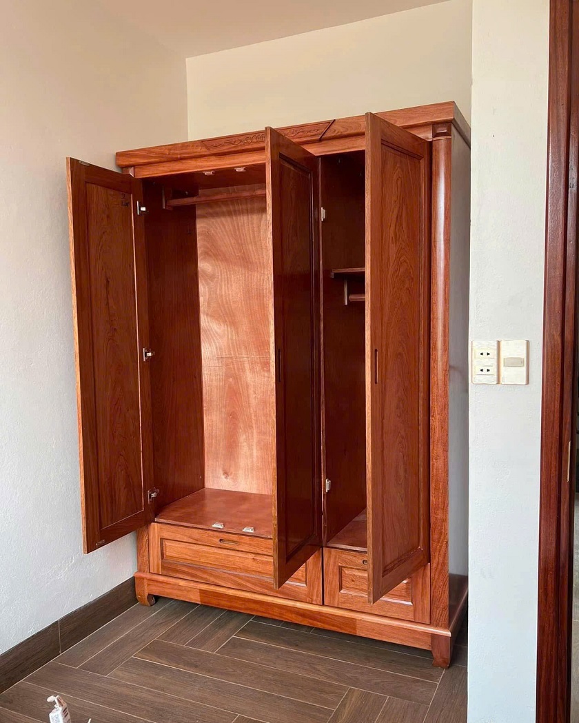 Tủ Áo 3 Cánh 2 Buồng Gỗ Hương TA86