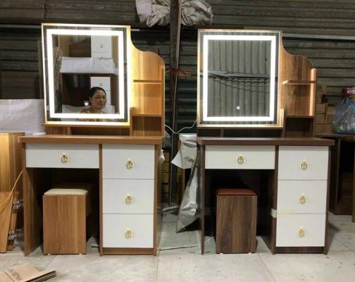 Bàn Trang Điểm Gỗ MDF Gương Đèn Hiện Đại BTD48